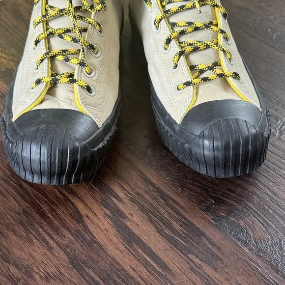 Converse Leather High-Top Sneakers in Beige and Yellow, Men’s Size 11, Like New